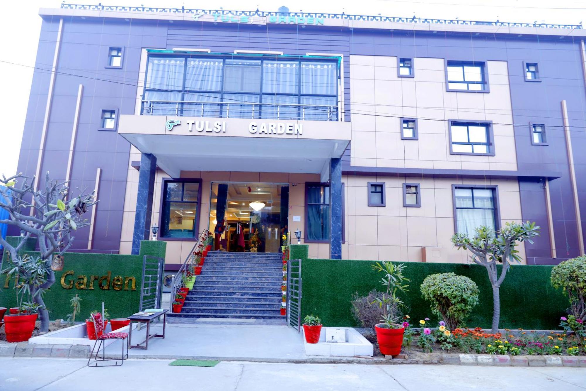 The Tulsi Garden Vrindavan Near Omaxe City Zewnętrze zdjęcie